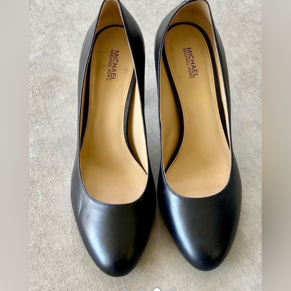 Michael Kors Black Classic Leather Heels